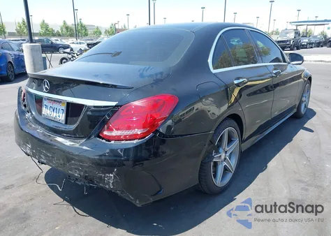 2015 Mercedes-Benz C 300 Luxury/Sport из США, поврежденный, VIN 55SWF4JB4FU074983